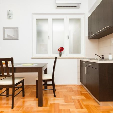 Apartments Naja Split Zewnętrze zdjęcie