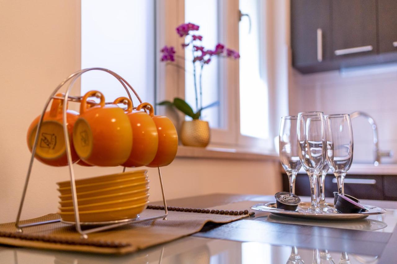 Apartments Naja Split Zewnętrze zdjęcie