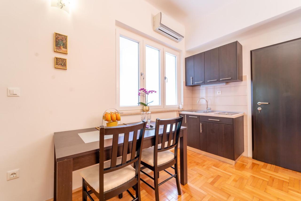 Apartments Naja Split Zewnętrze zdjęcie