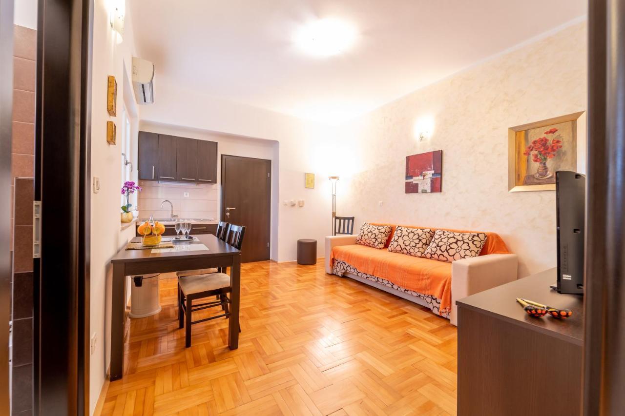 Apartments Naja Split Zewnętrze zdjęcie