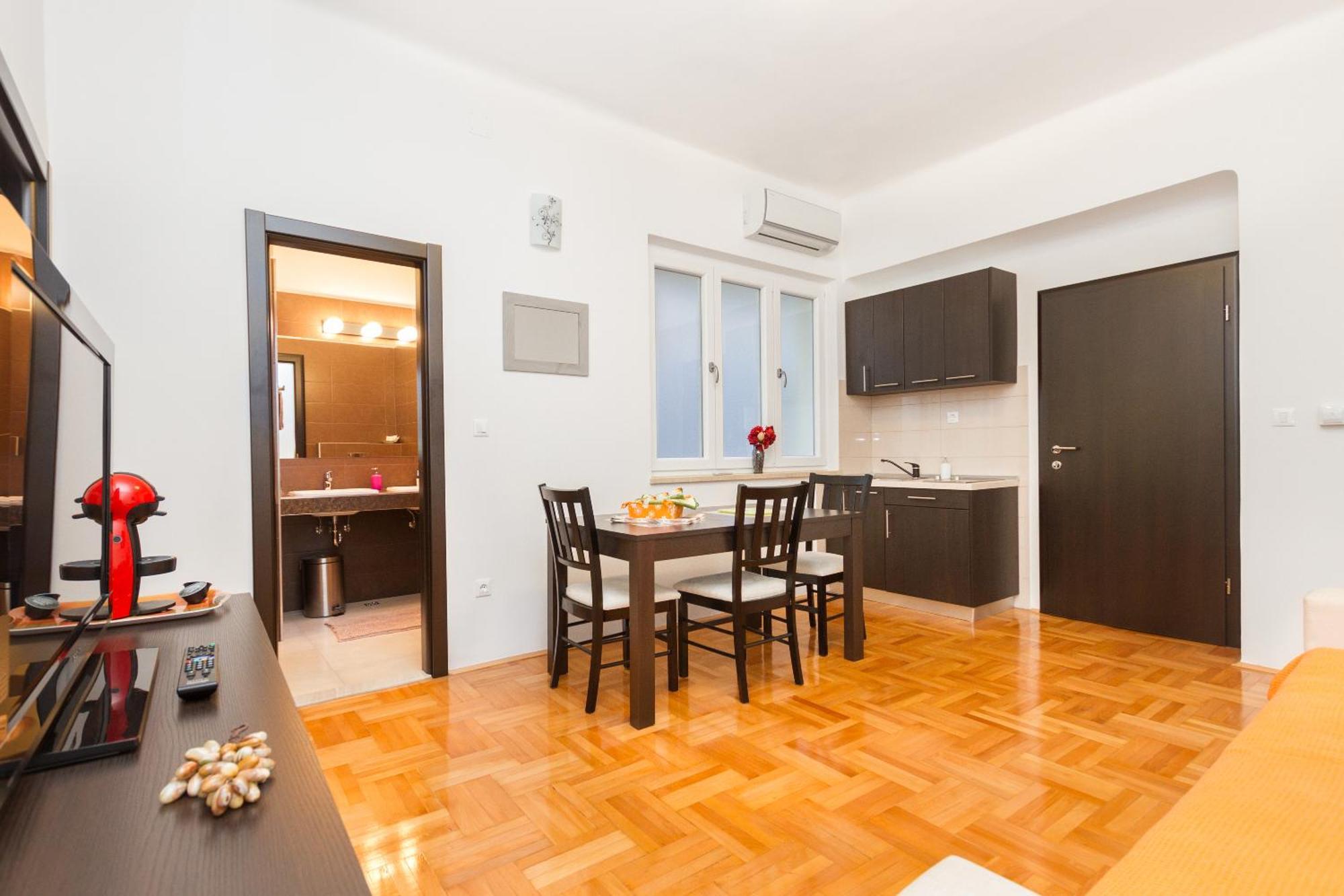 Apartments Naja Split Zewnętrze zdjęcie